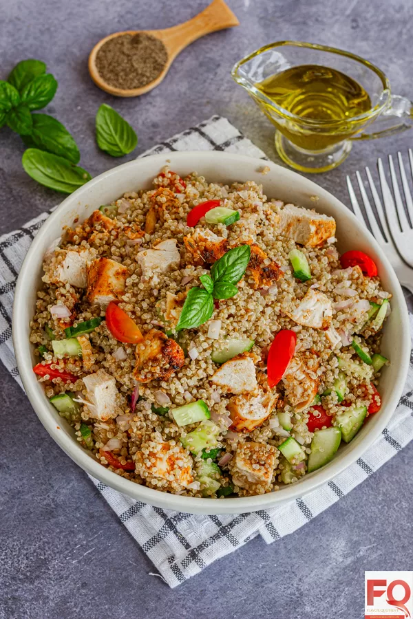 1-quinoa salad with chicken