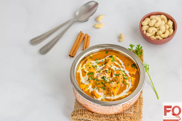 12-Restaurant Style Shahi Paneer