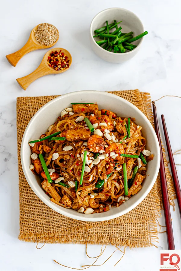 9-Prawn Pad Thai Noodles